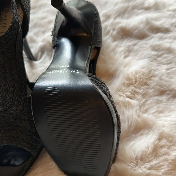 NEW WHITE HOUSE BLACK MARKET STRAW HEELS - Picture 7 of 7